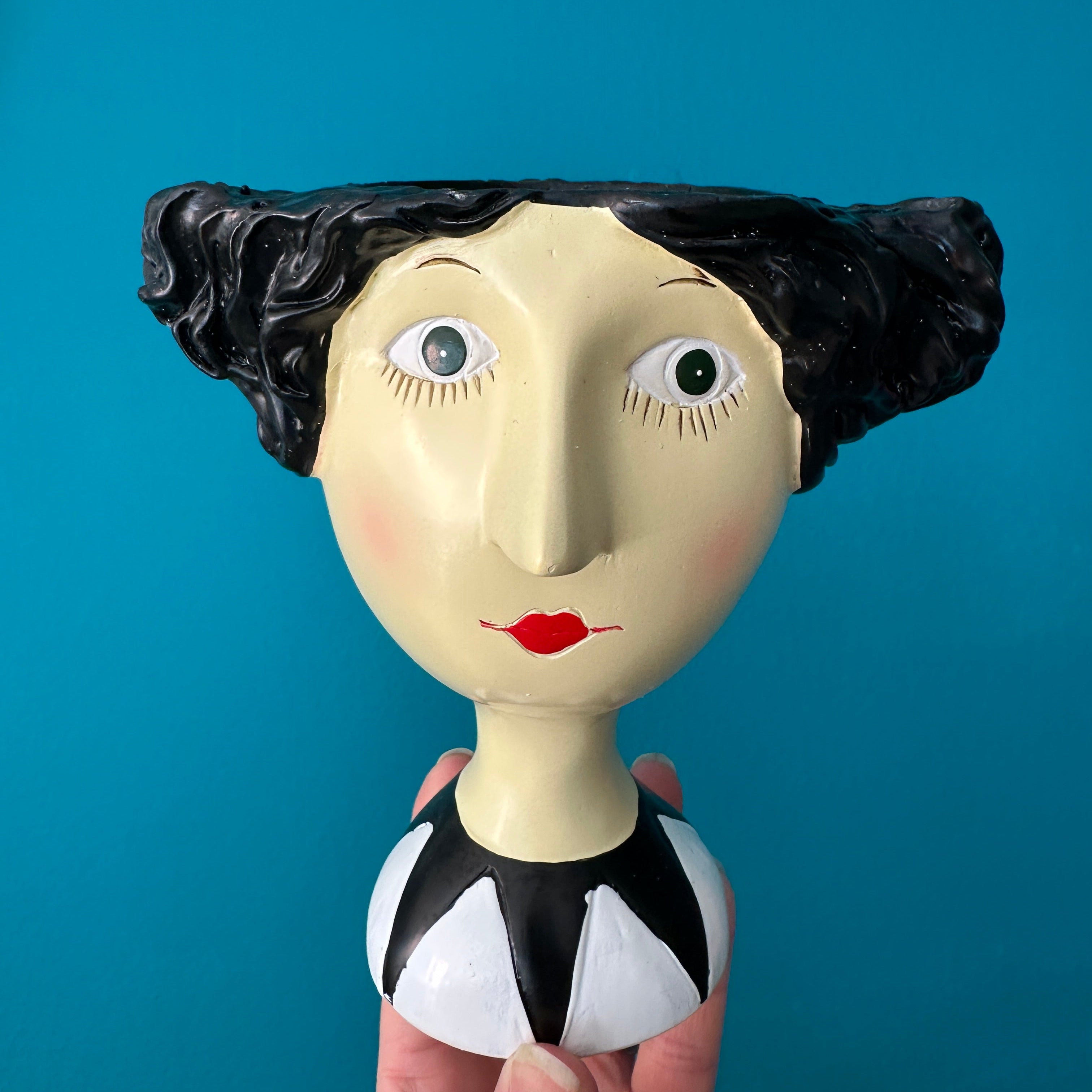 Lady head vase black hair
