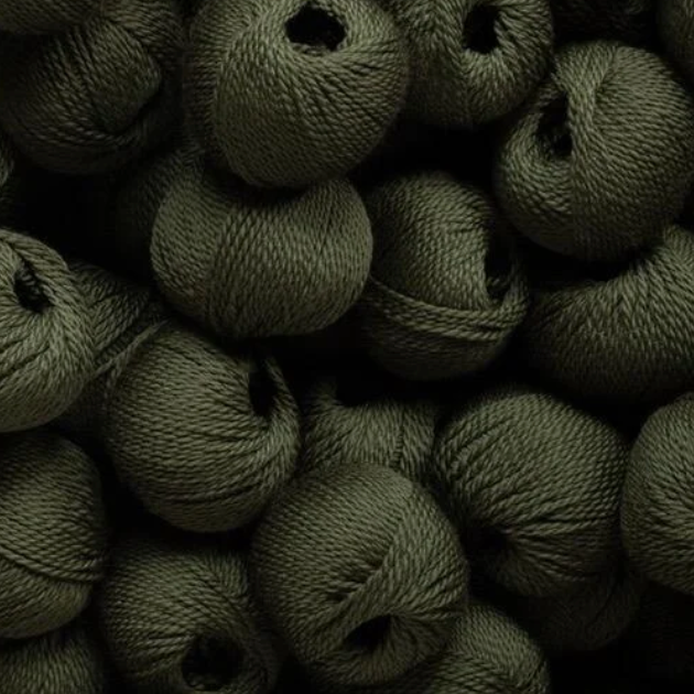 DK (double knit) yarn ball 25g