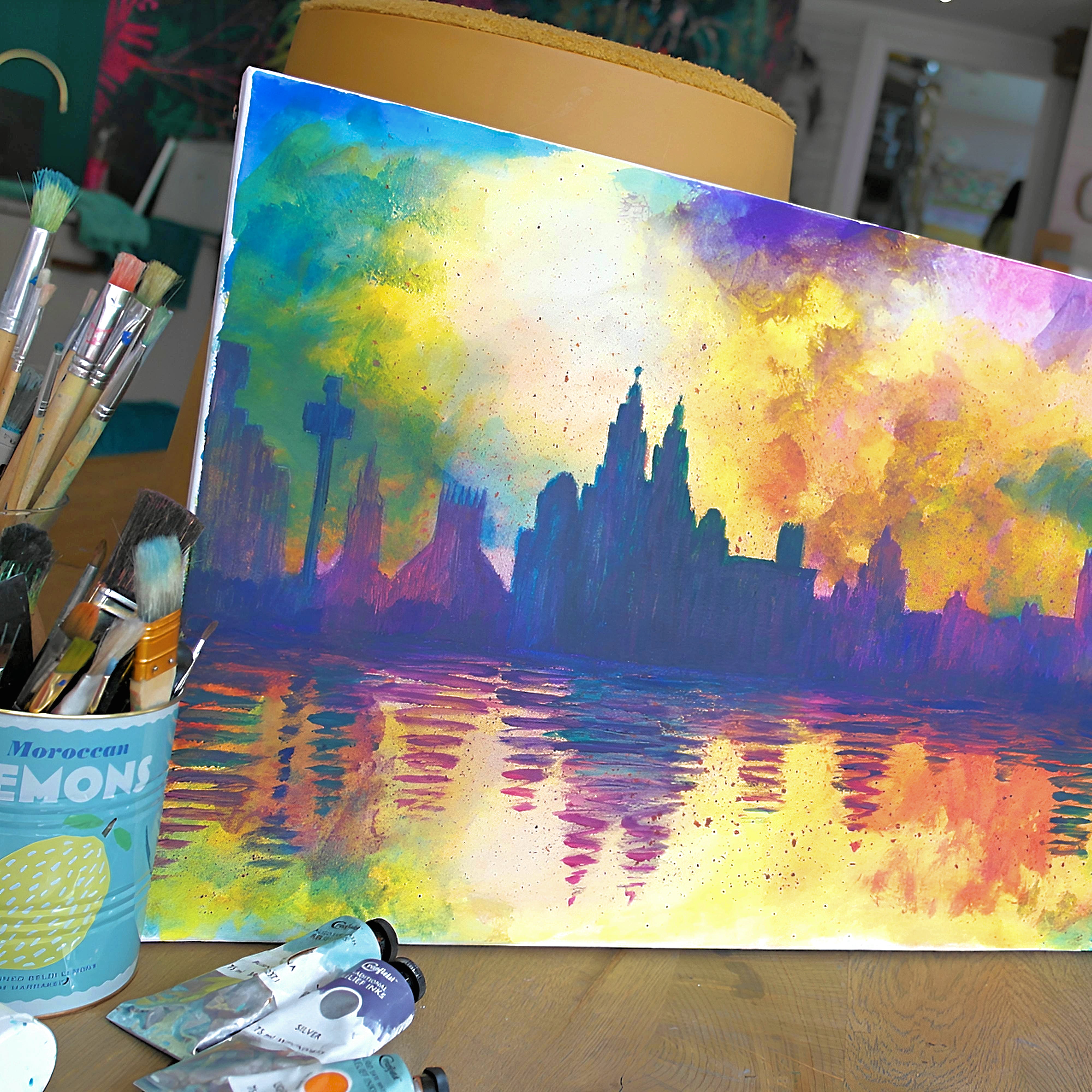 Workshop painting skyline with coffee & pastry