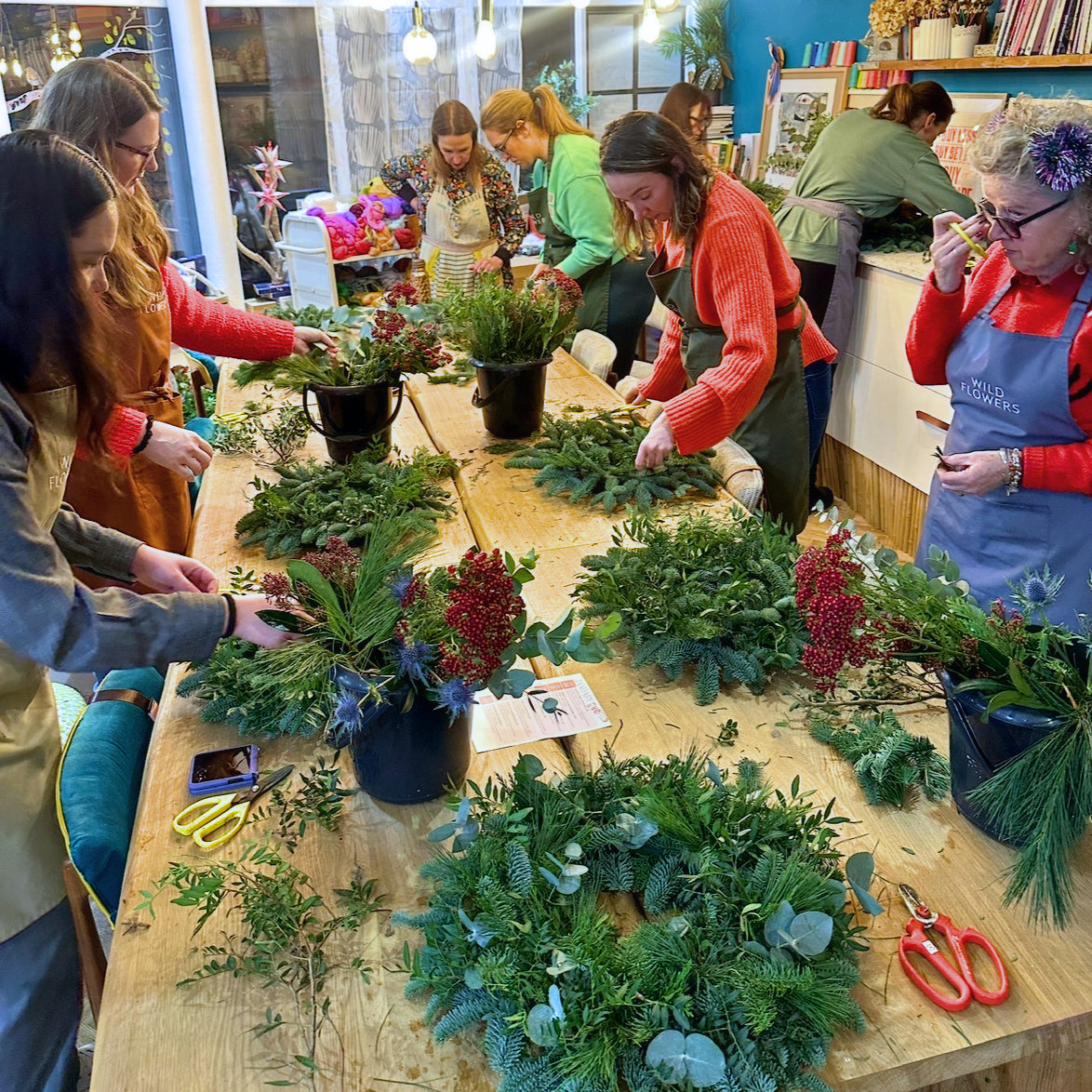 Workshop Luxury Christmas Wreath Making with Cake