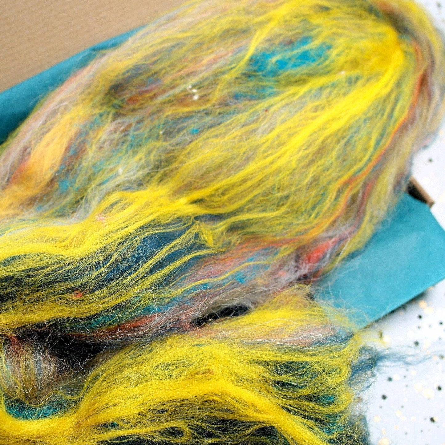 Creative felting kit bird pod