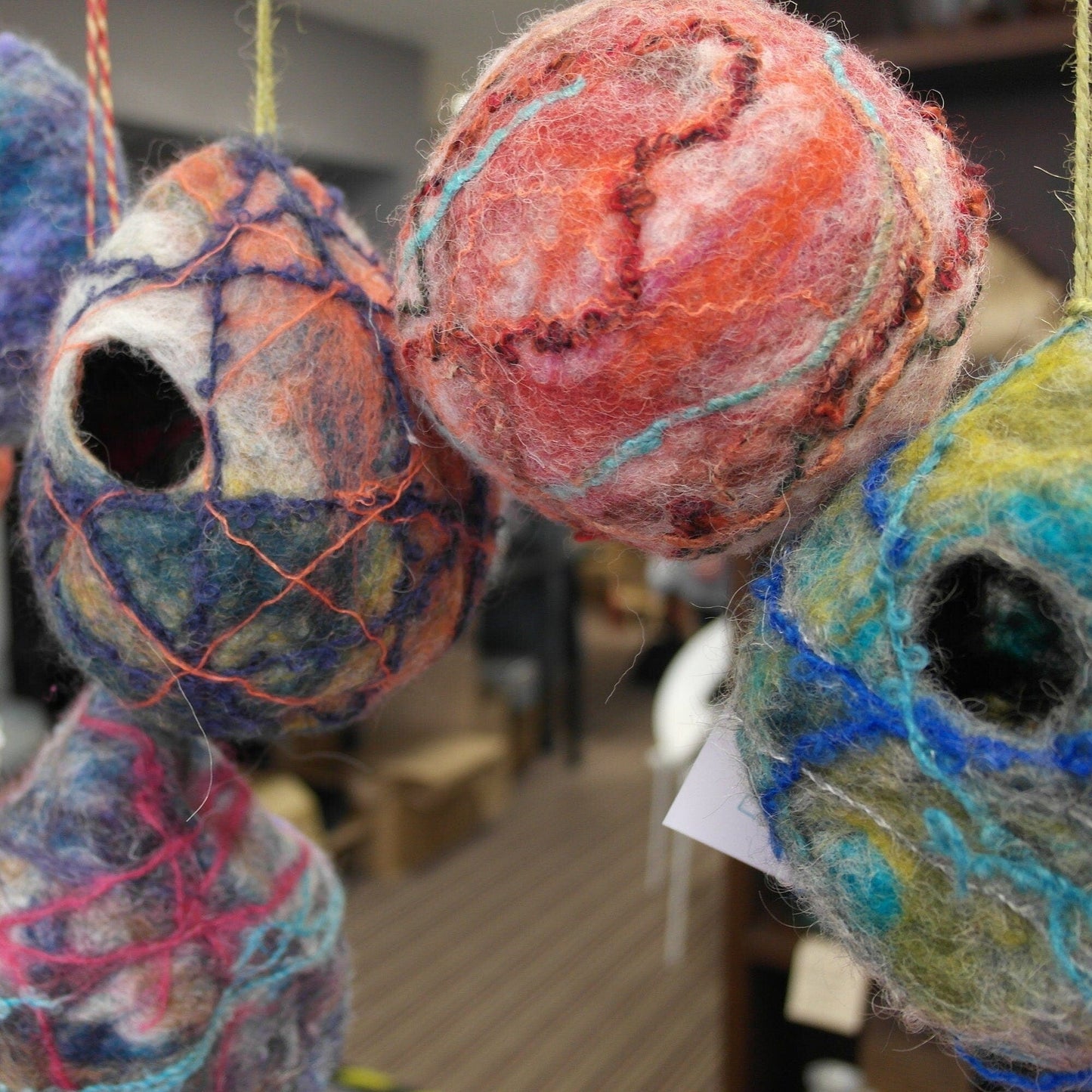 Creative felting kit bird pod