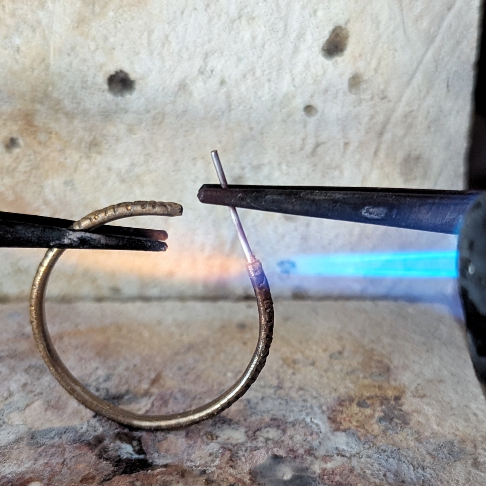Workshop silversmith jewellery making with MAREIKE