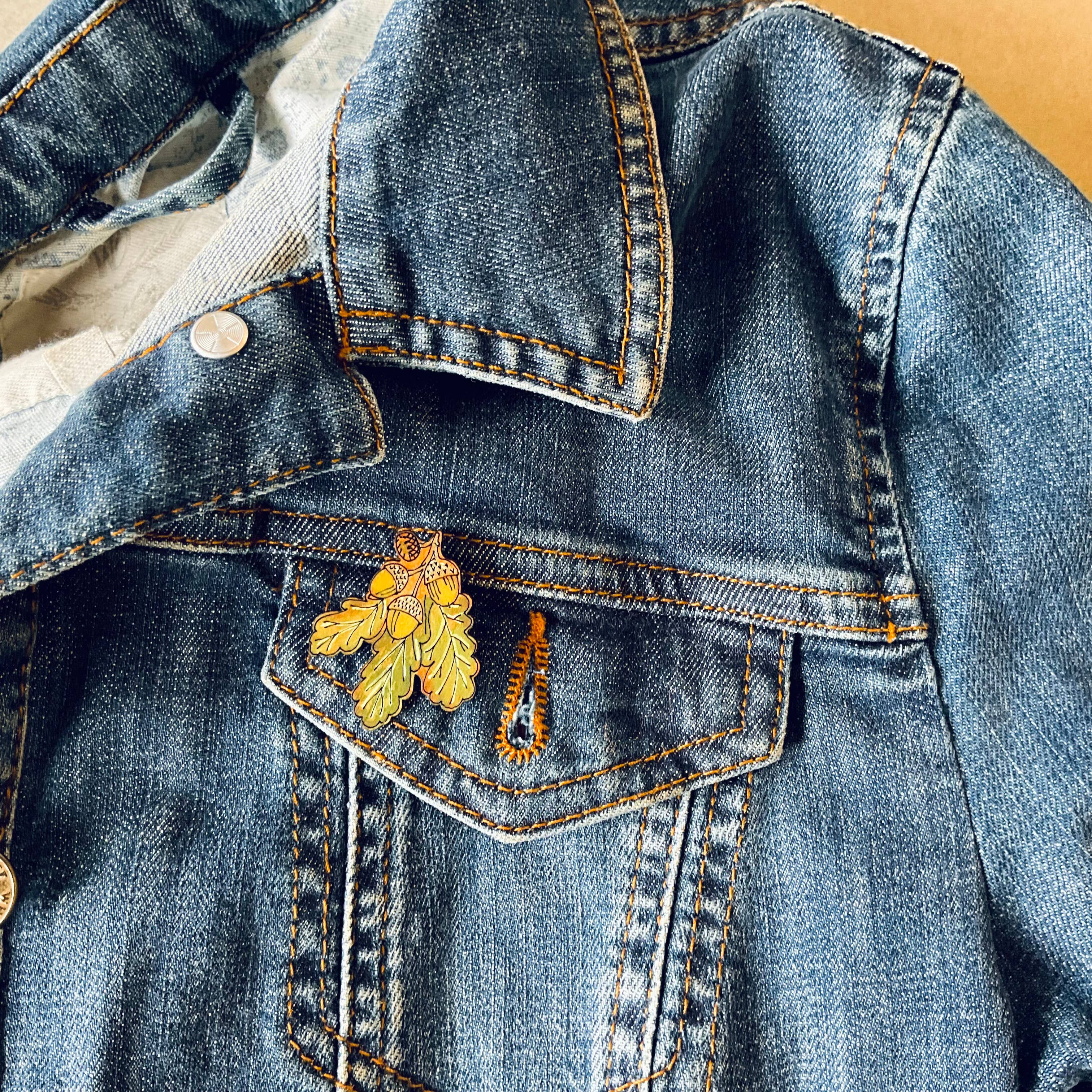 Oak Leaf Mini Pin Brooch
