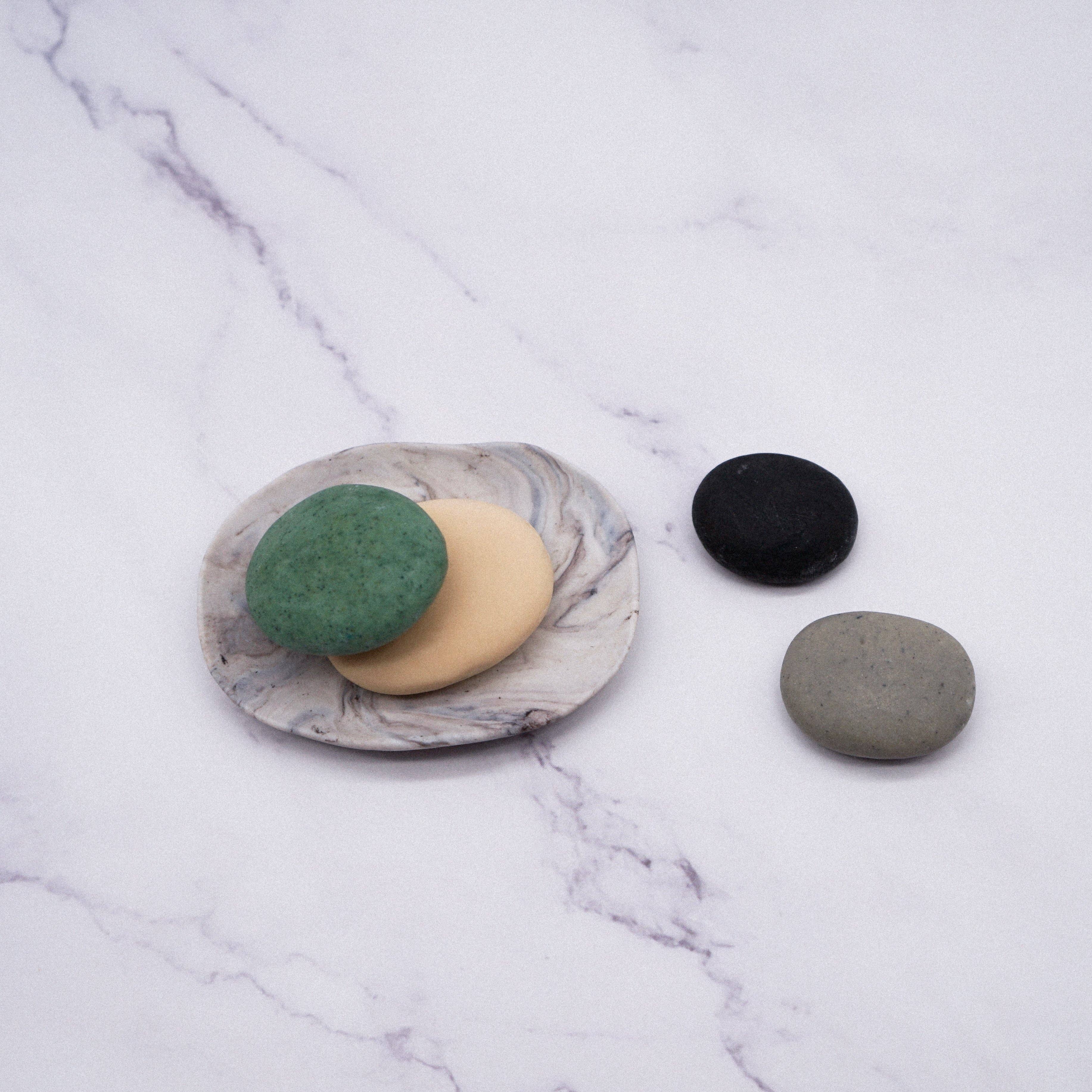 4 Handmade Pebble Soaps with Porcelain Dish Set