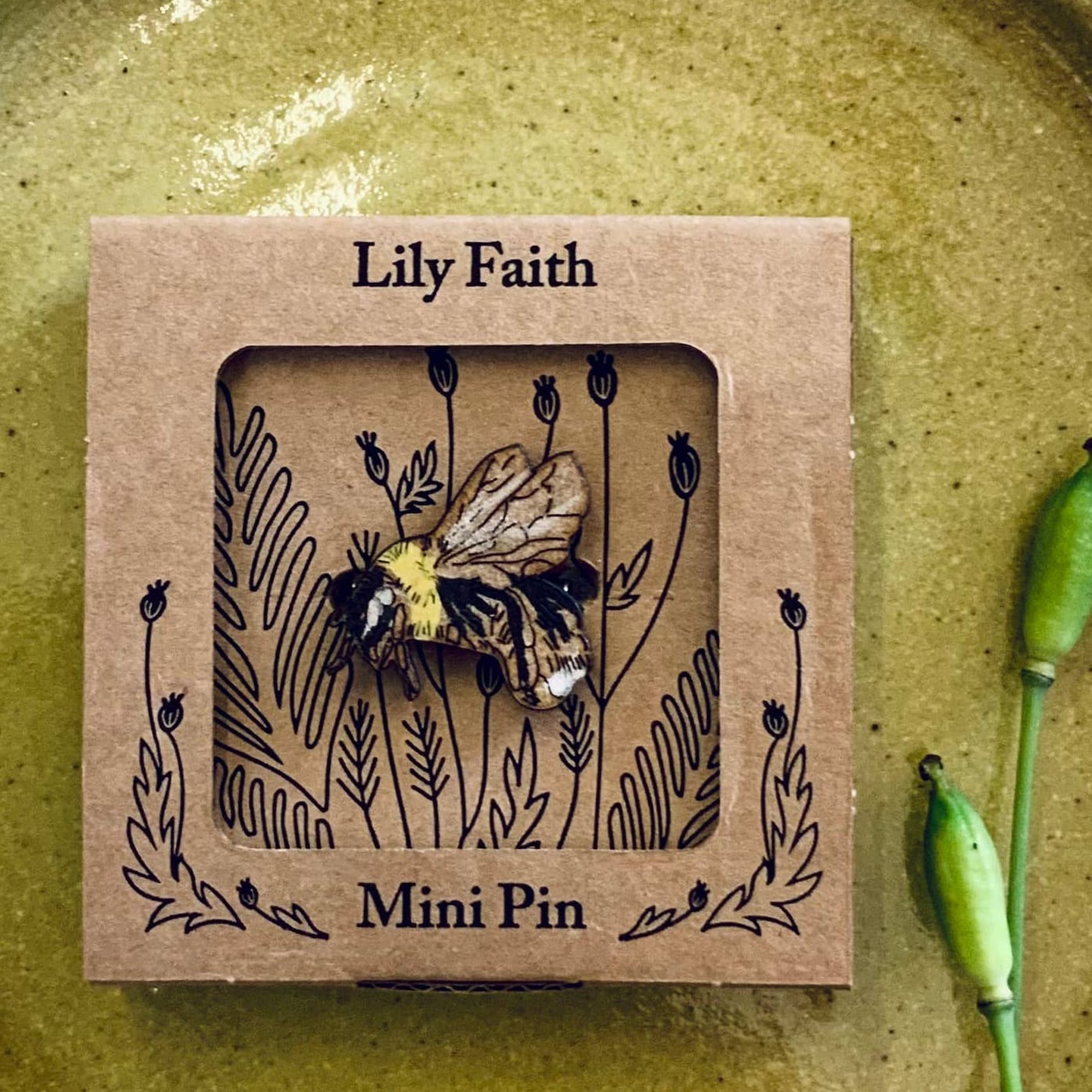 Lily Faith Bee Mini Pin Brooch