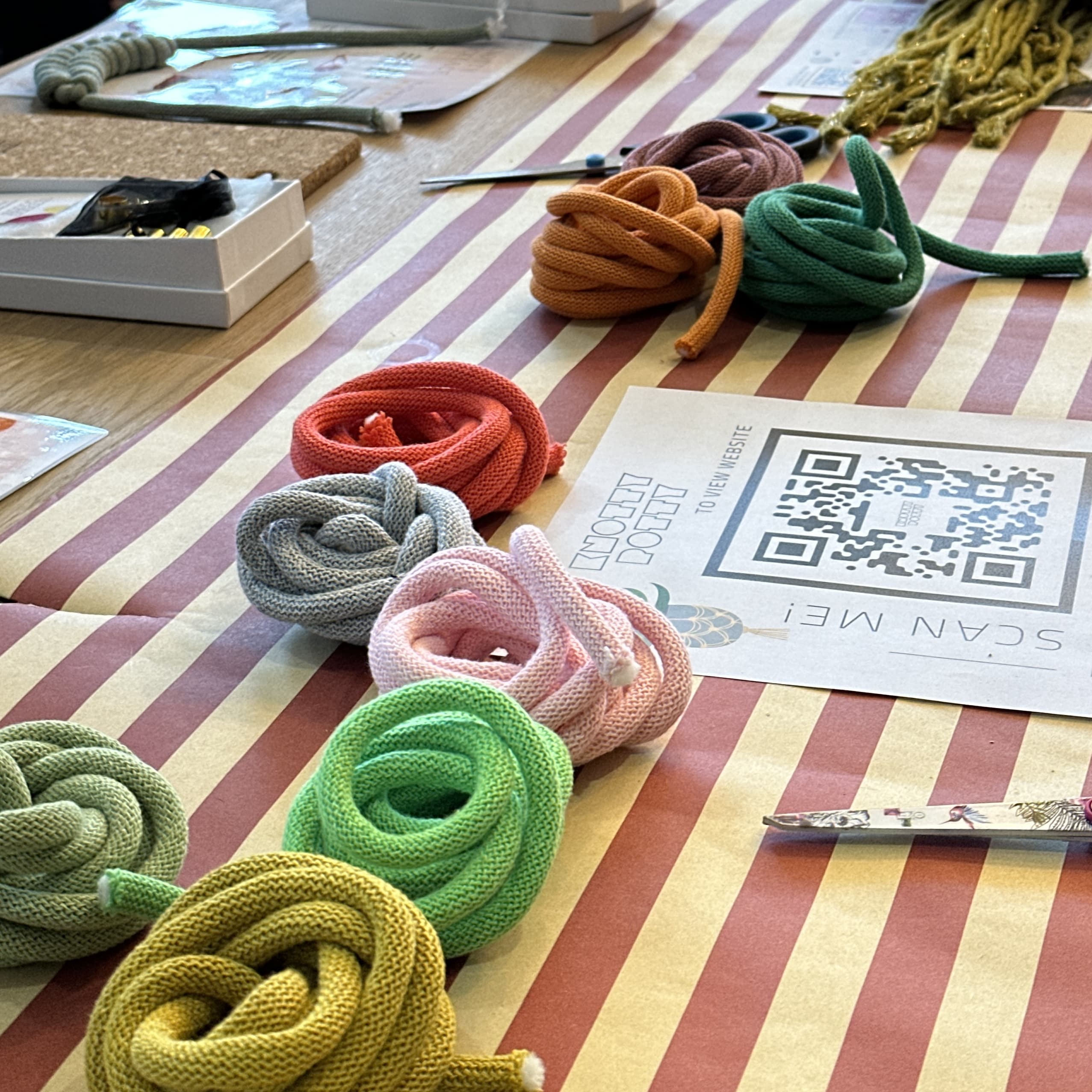 Knotty Potty Macrame jewellery workshop