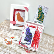 Hand painted cat brooch