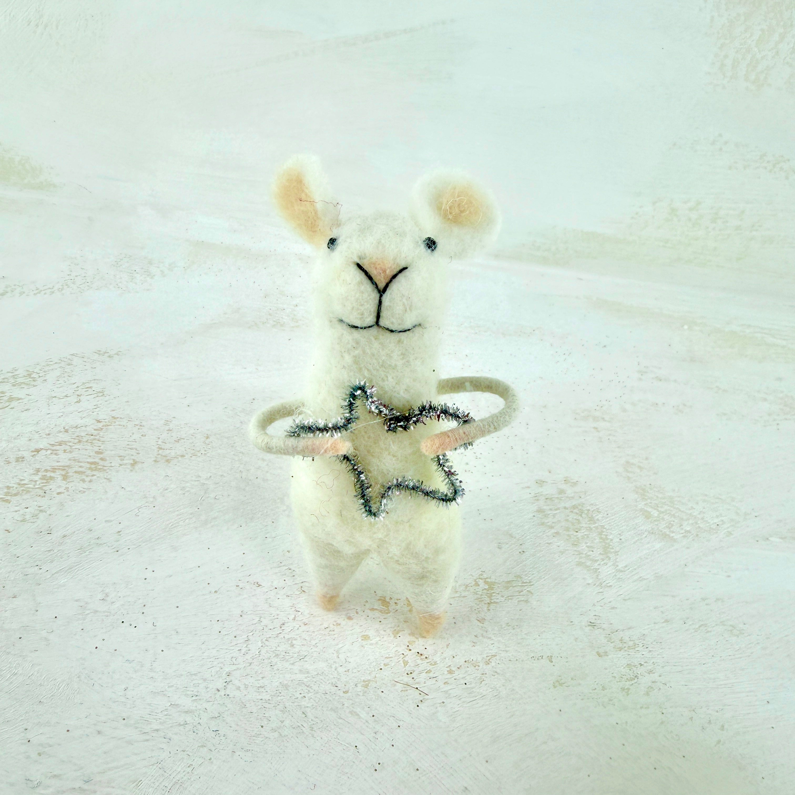 Wool mouse with glitter star