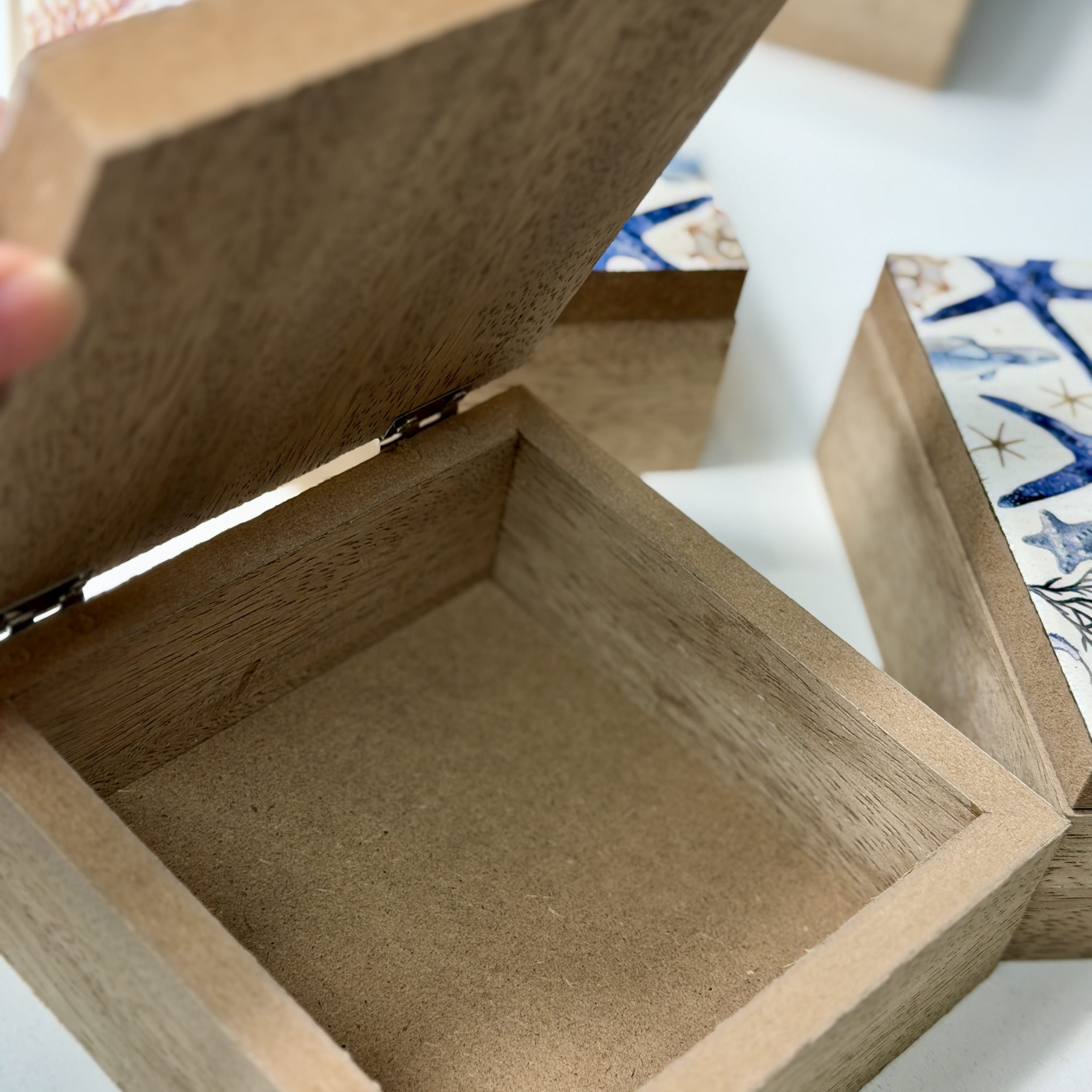 Clever Hands Coastal Shell Design Wooden Keepsake Box