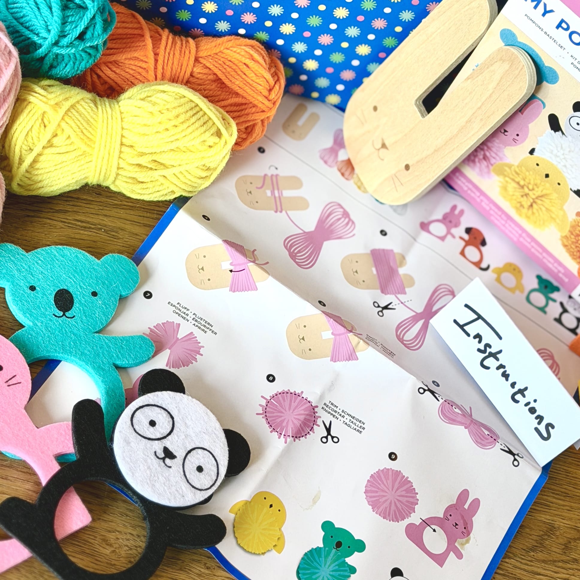 Petit Collage DIY Animal Pom Pom Making Craft Kit (Age 6+)