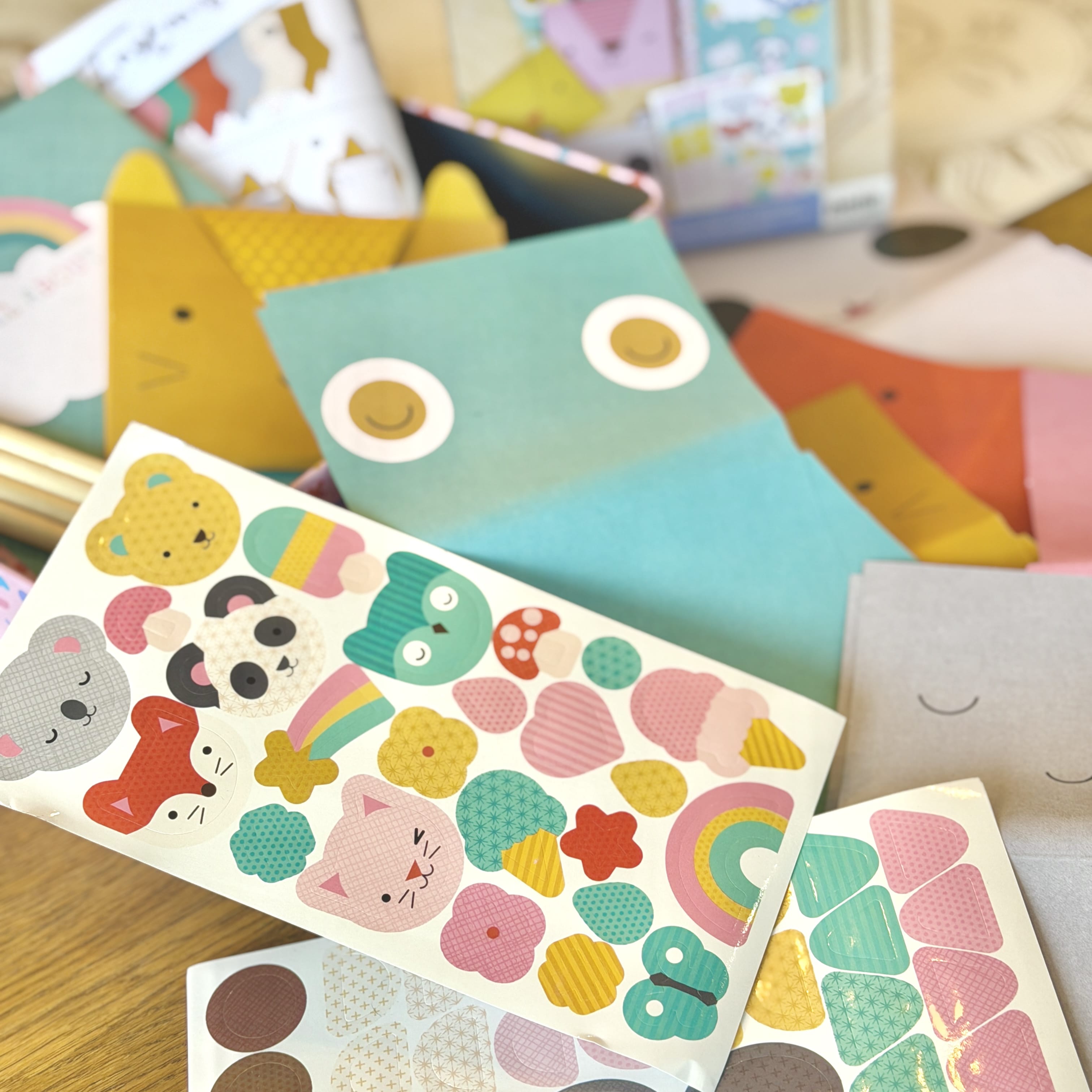Petit Collage DIY Notecards, Stickers & Journal Set (Age 6+)
