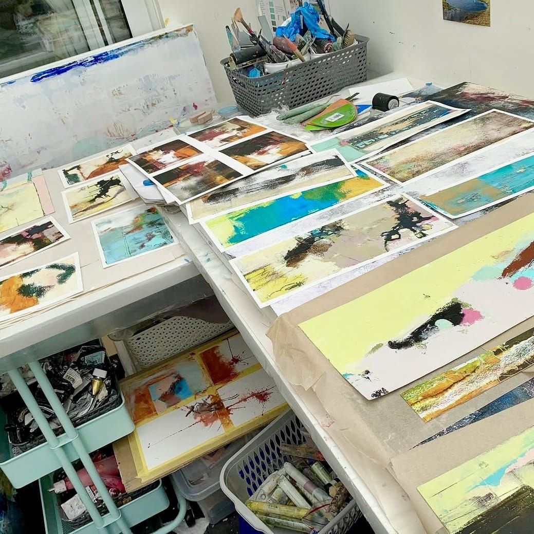 Hilary Dron Cold Wax and oil paint, a seascape workshop