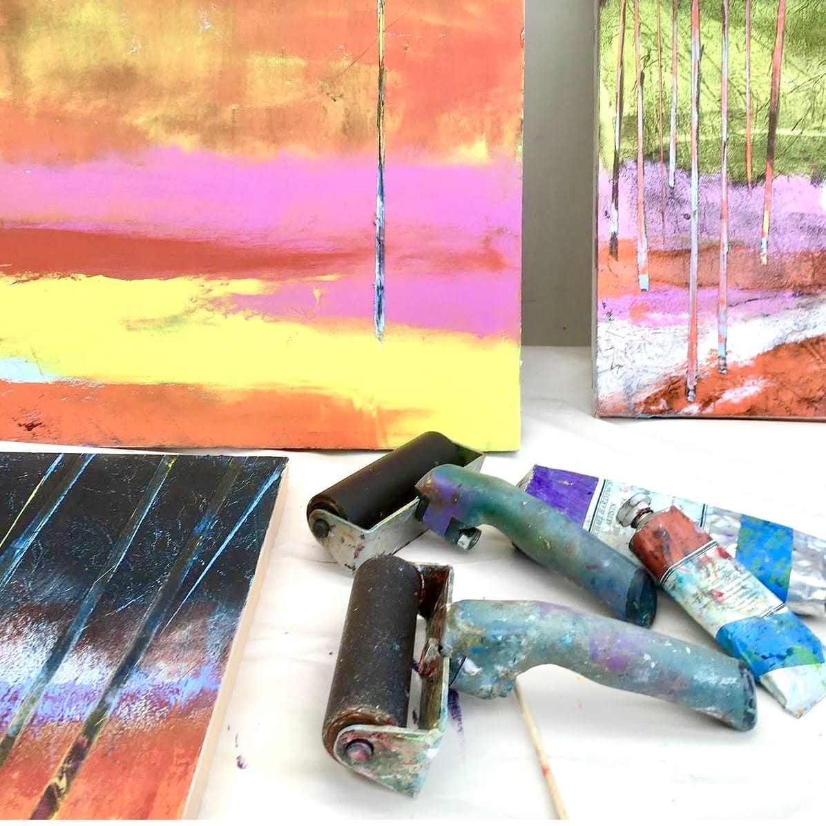 Hilary Dron Cold Wax and oil paint, a seascape workshop