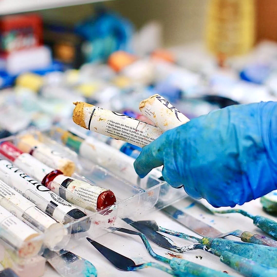 Hilary Dron Cold Wax and oil paint, a seascape workshop