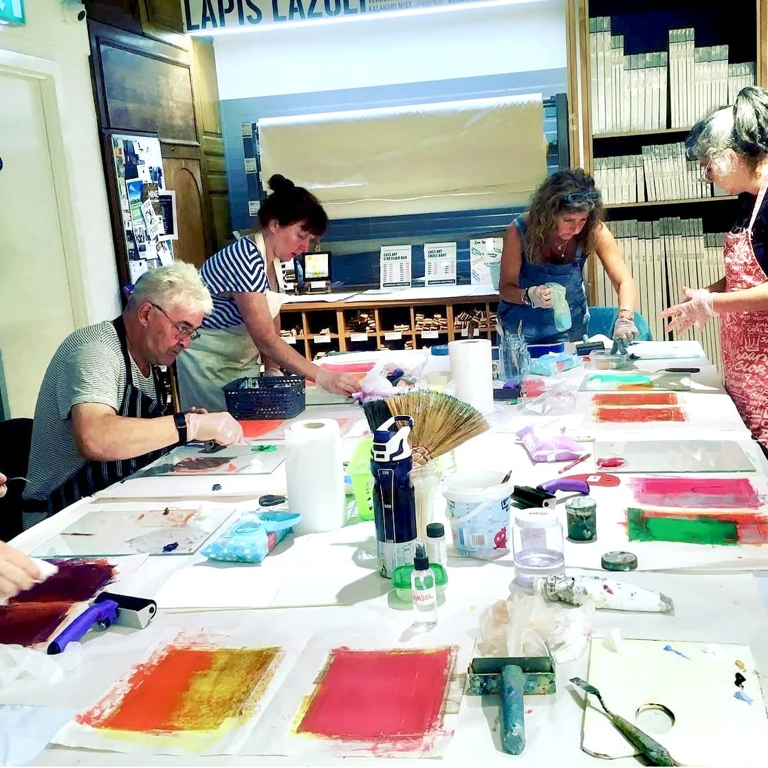 Hilary Dron Cold Wax and oil paint, a seascape workshop