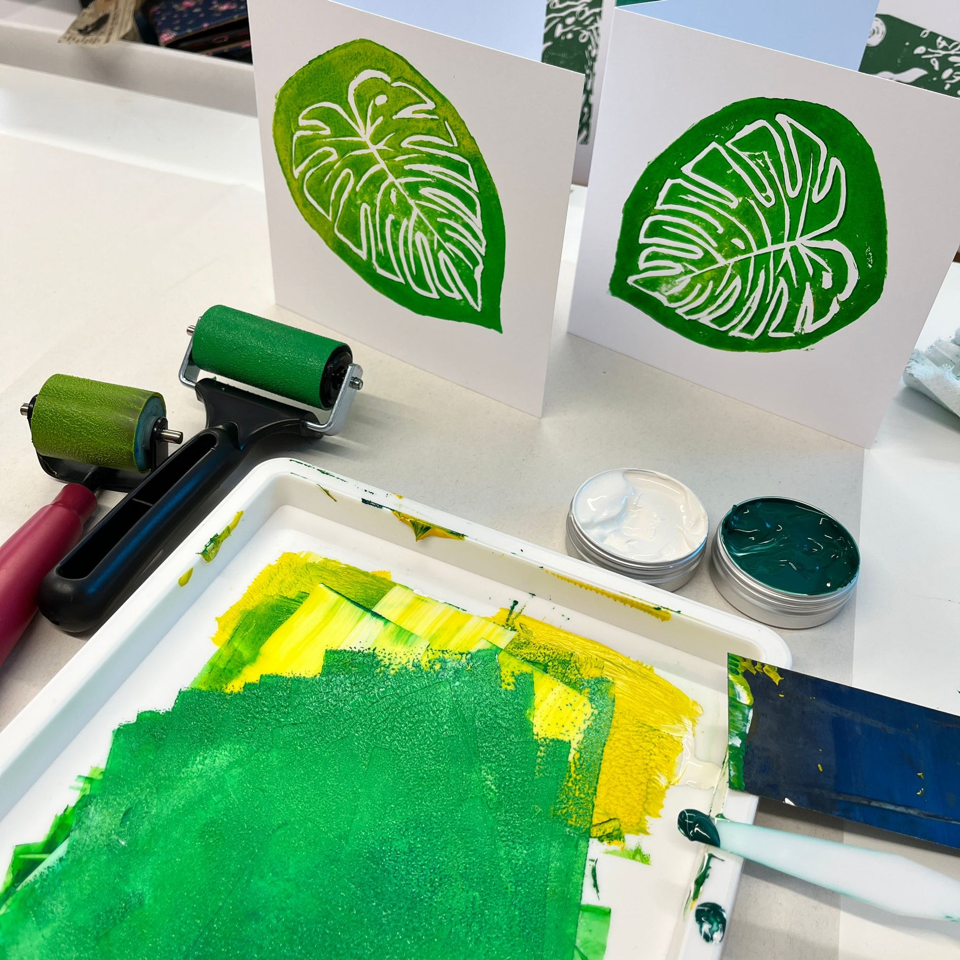 printing with green shade to make greeting cards