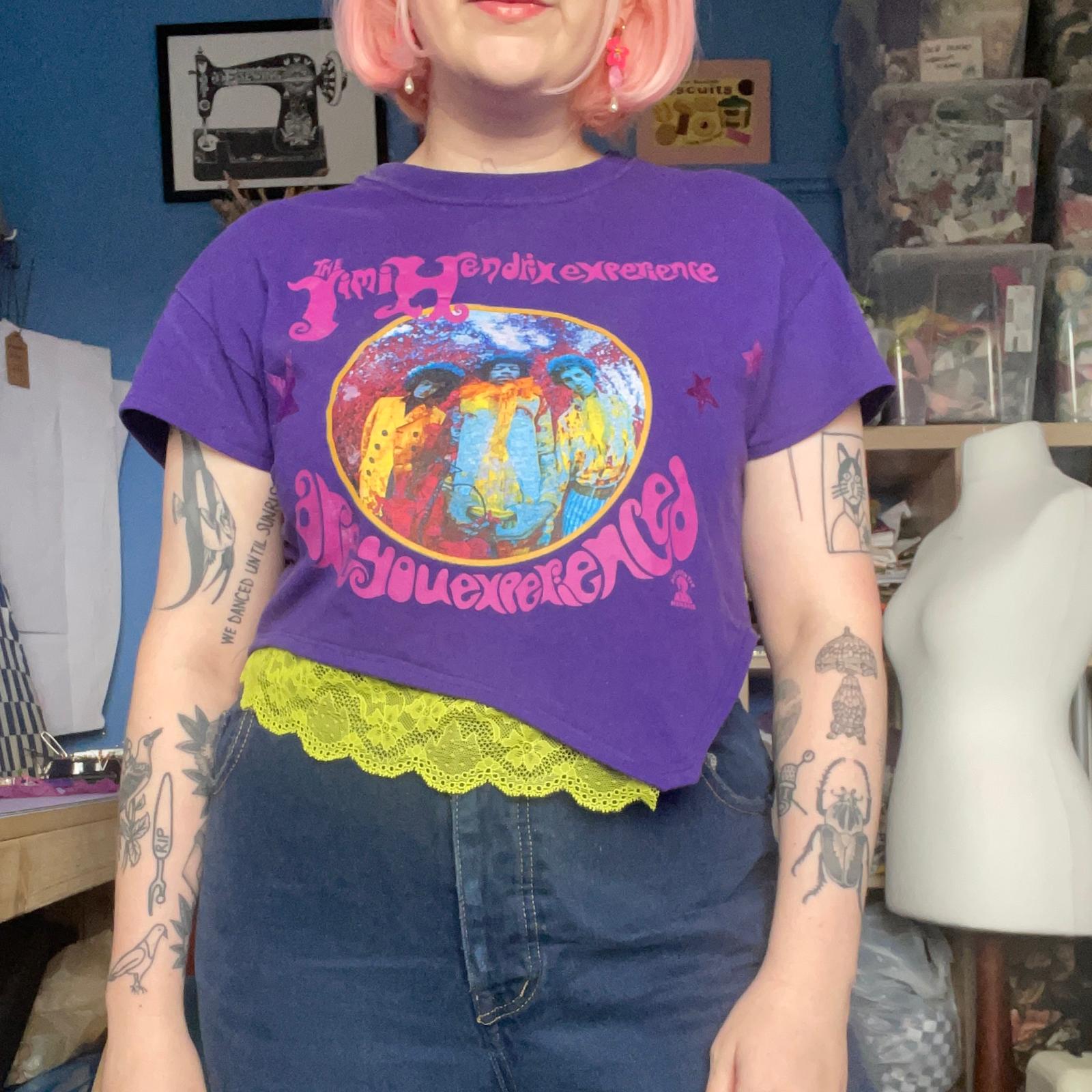 Afrayed Upcycling Machine Sewing Alterations & Upcycle T Shirt