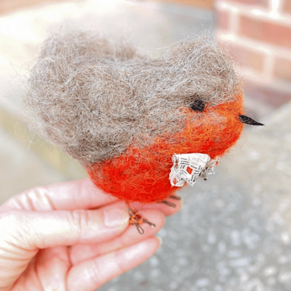 Clever Hands Workshops Workshop needlefelt a robin