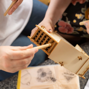 Workshop Bee Hotel Making