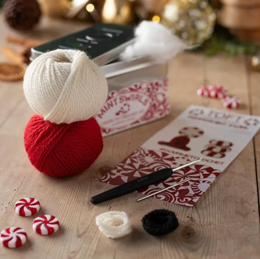 Peppermint swirls in a tin, crochet kit