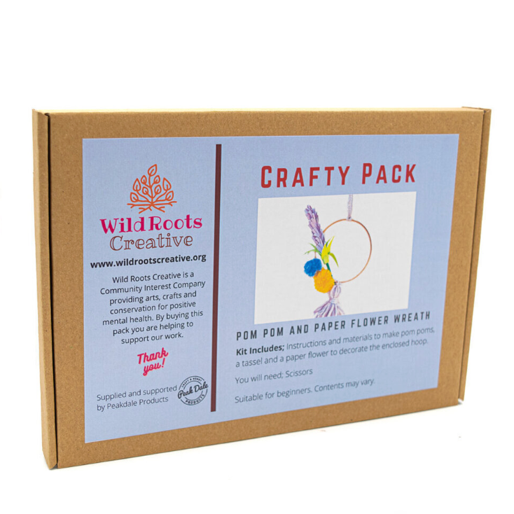 PomPom & flower wreath craft kit