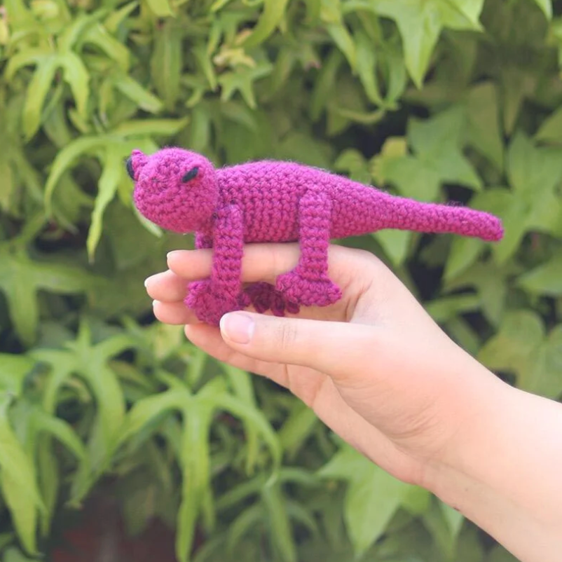 Roy the gecko crochet kit