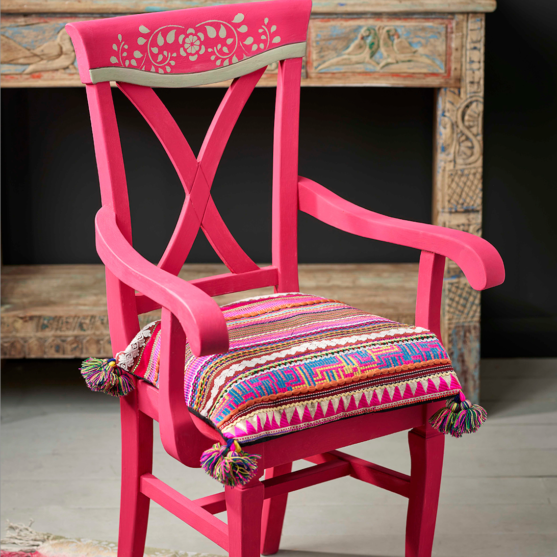 Introducing Annie Sloan: The Art of Colour and Creativity