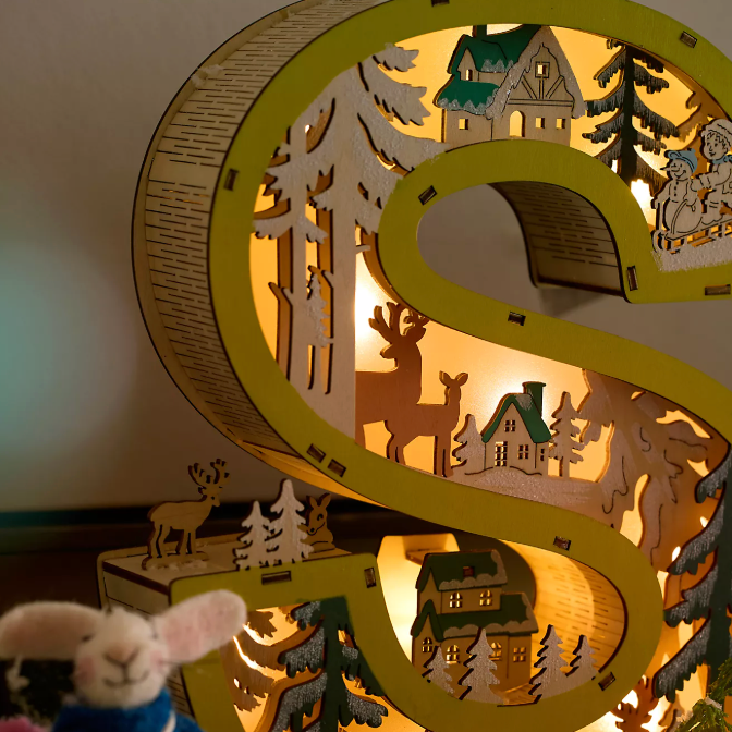 Light up snowy letter, monogram S