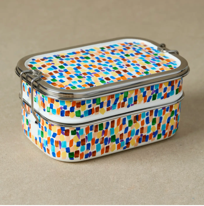 Tiffin-Style lunchbox in cotton gift bag
