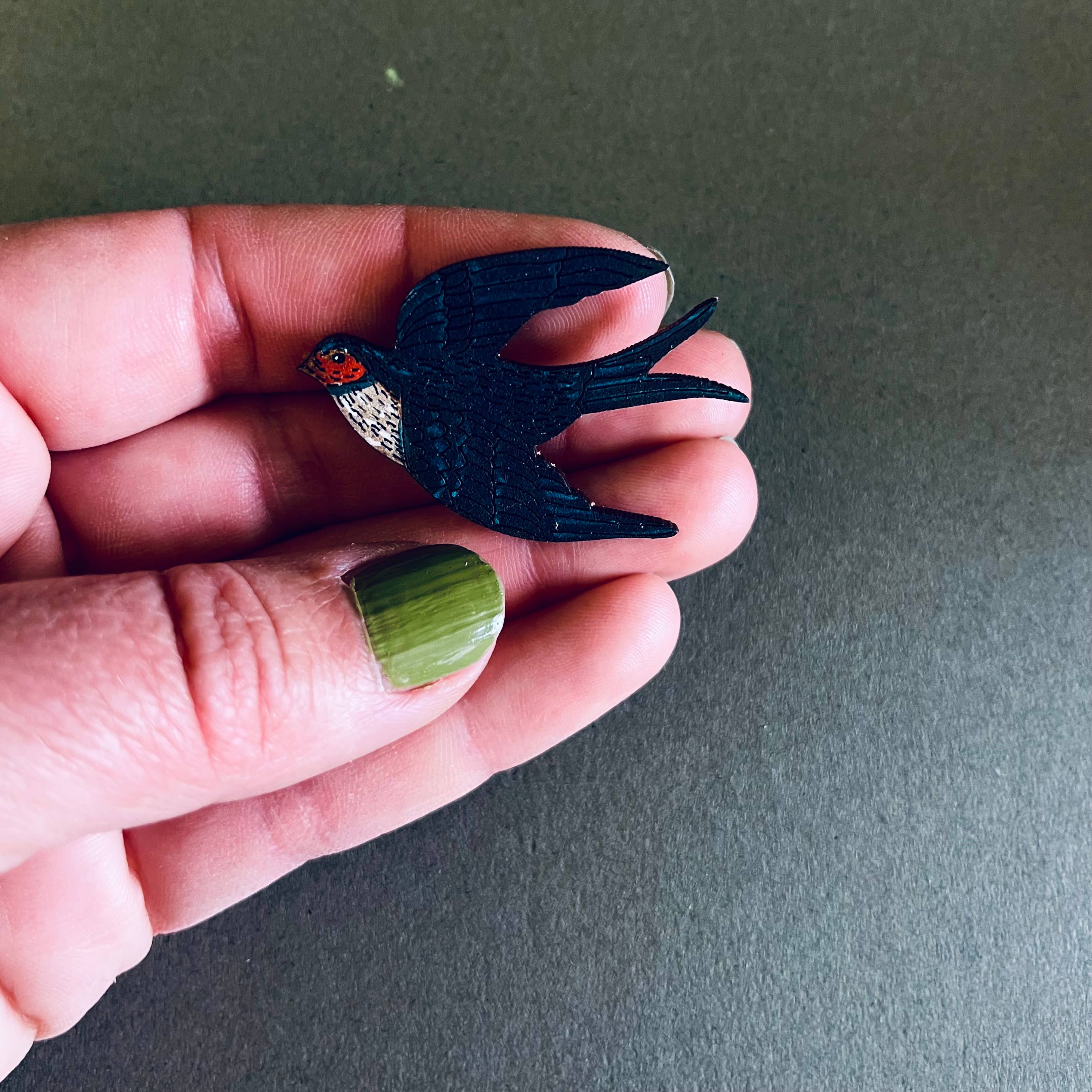 Lily Faith Swallow Mini pin Brooch 