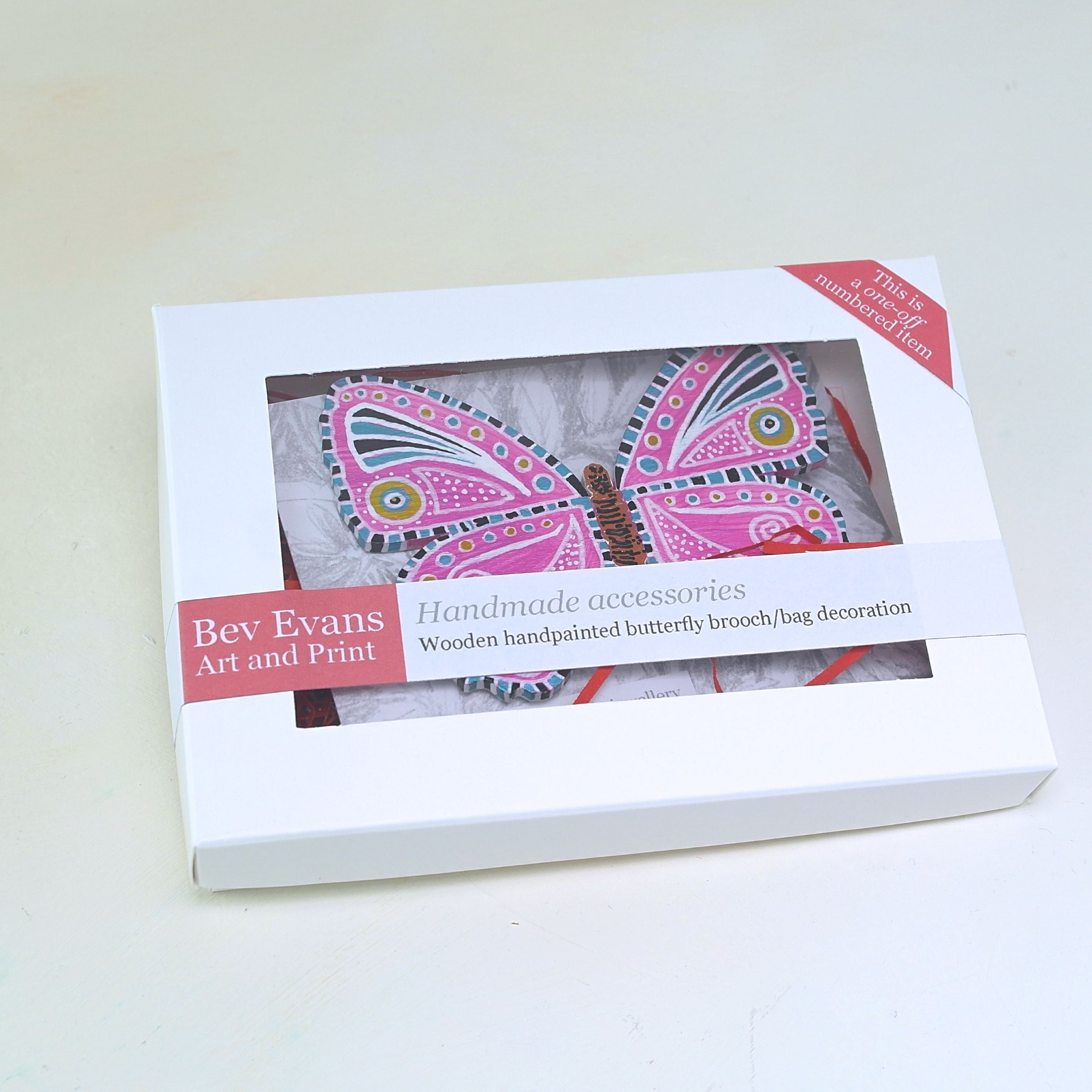 bevbutterflybox_bd0686c9-6167-4de6-b0b3-7d27ec07bb97.jpg