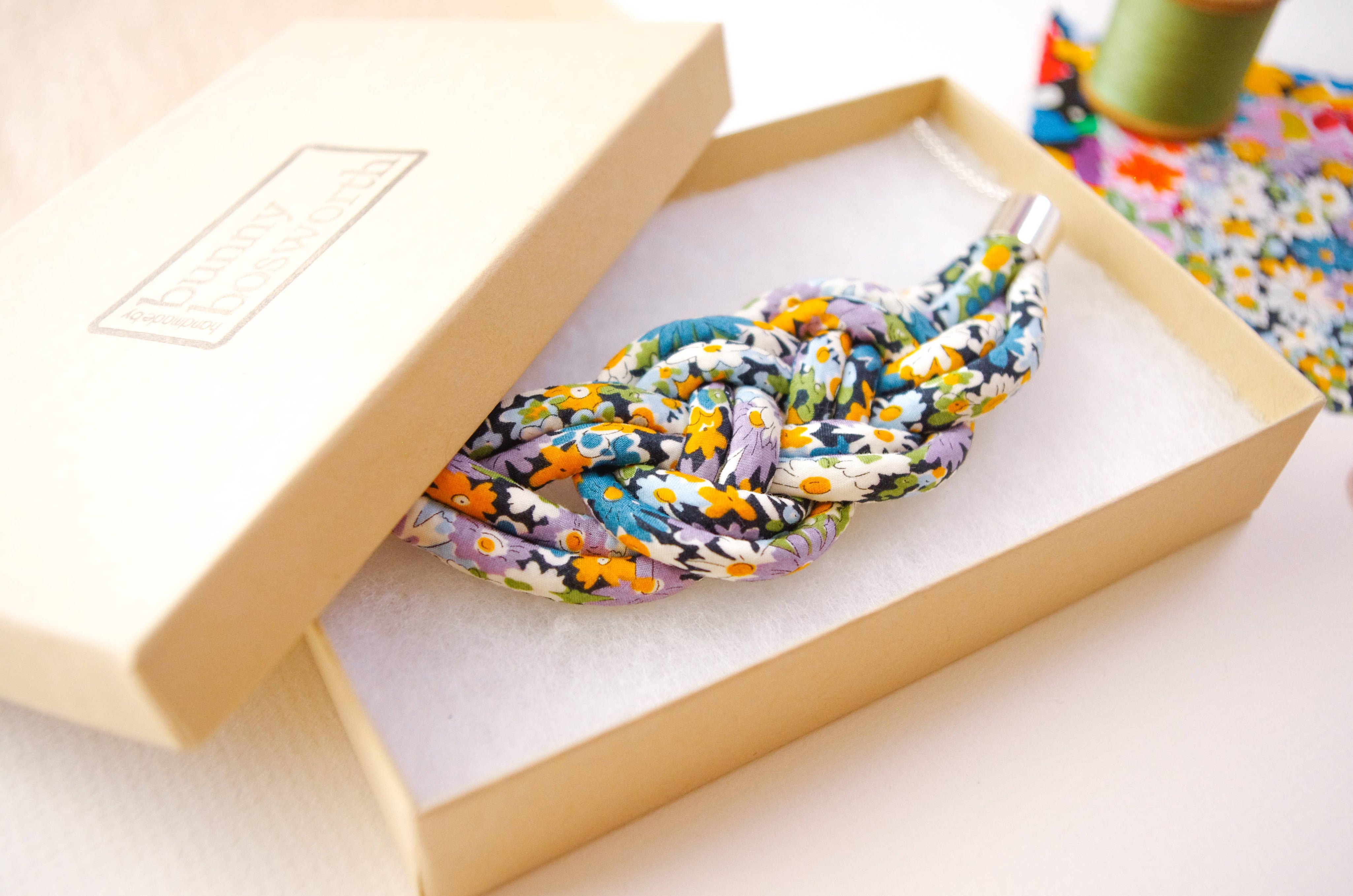 Chunky Liberty Fabric Knot Pendant - Deco Florals: Gloria Lomo
