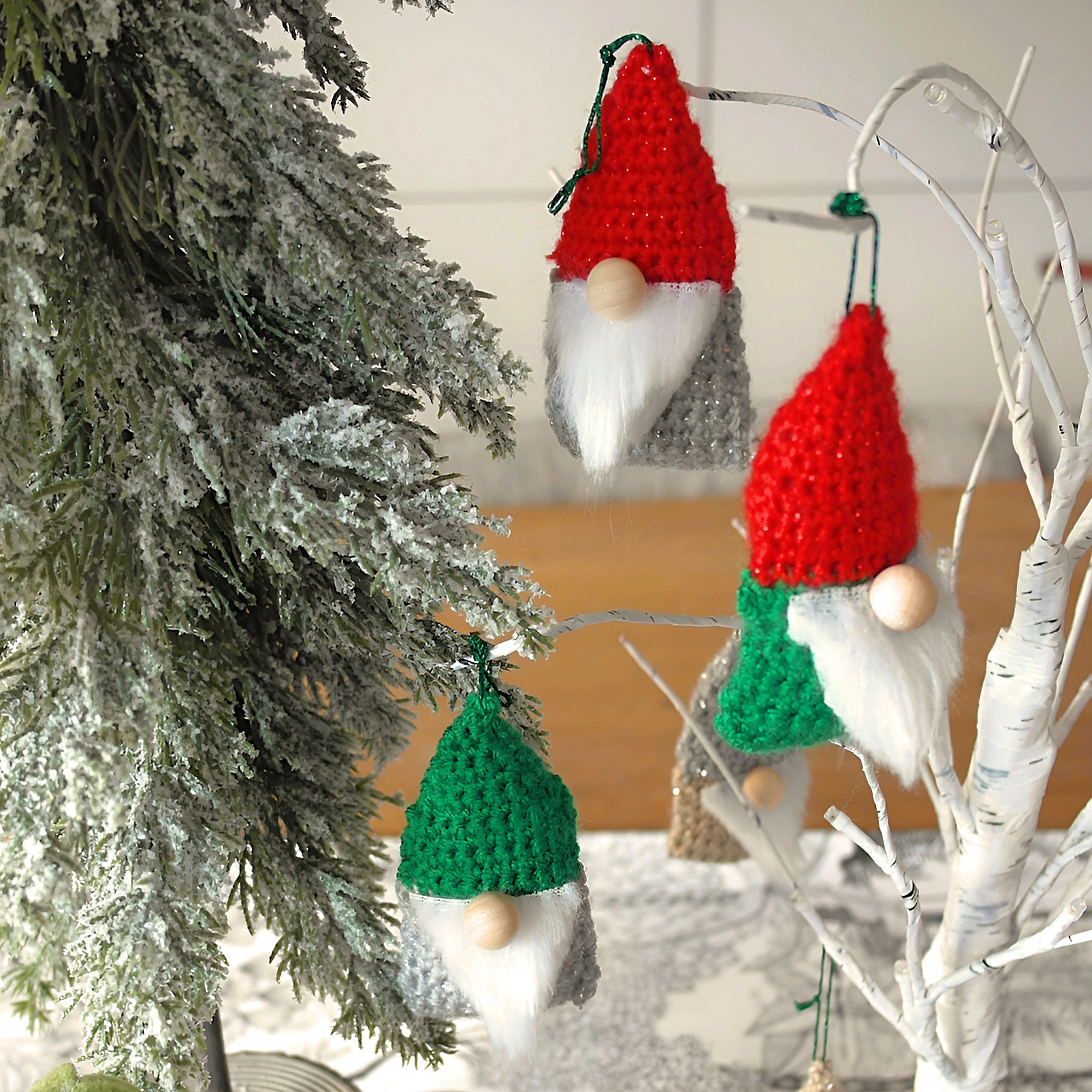 crochet_gnome_3.jpg