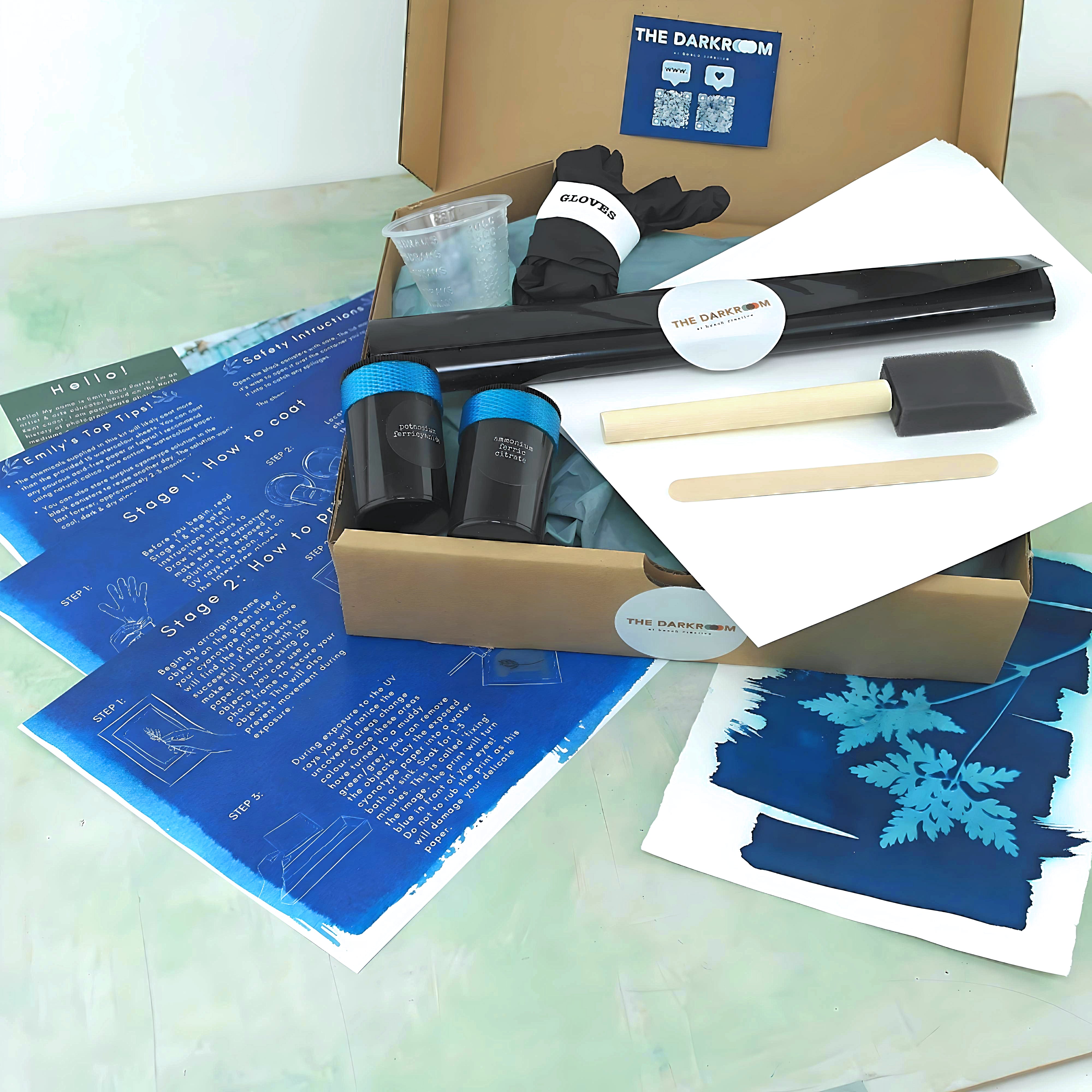 cyanotype_dark_room_image_1.jpg