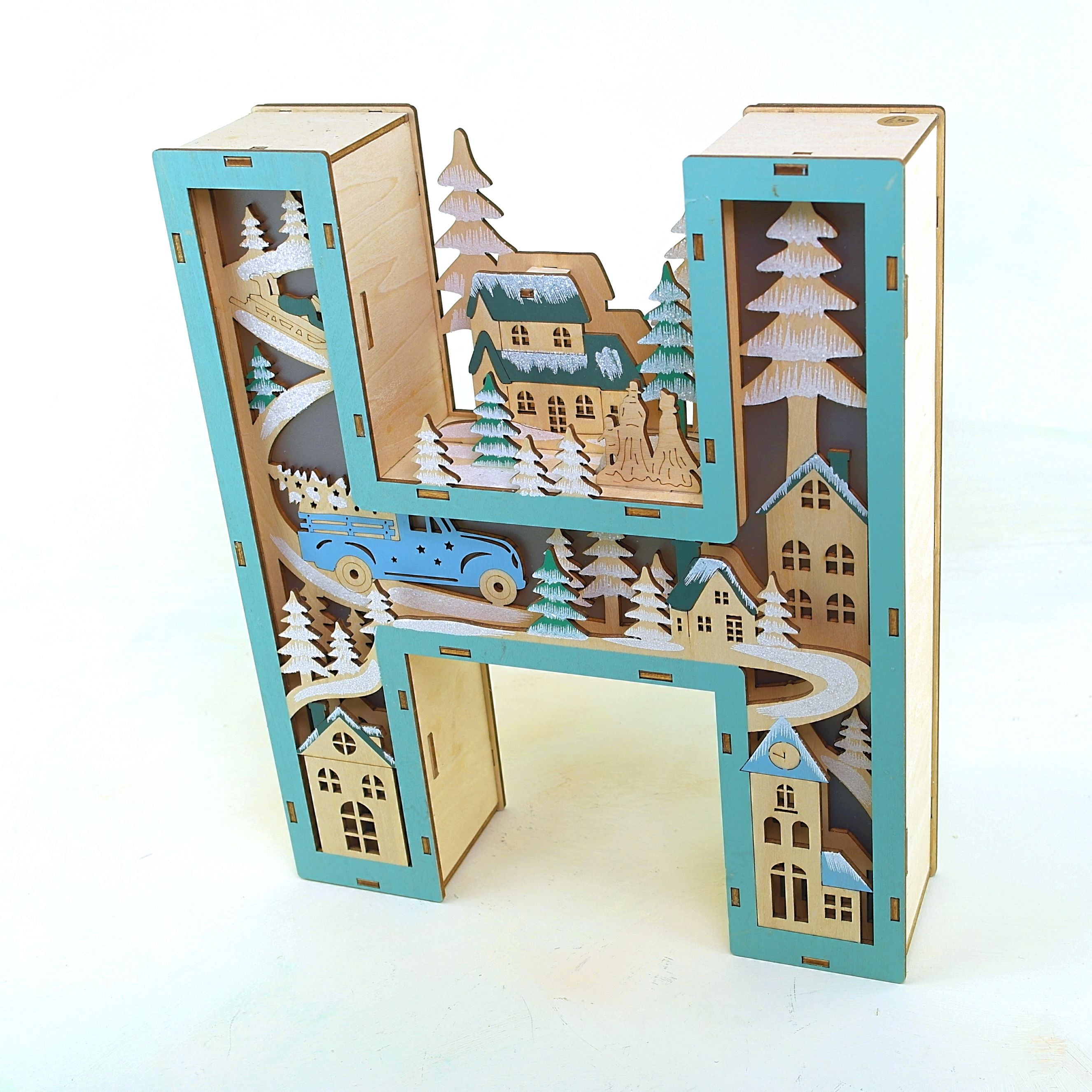 Light up snowy letter, monogram H