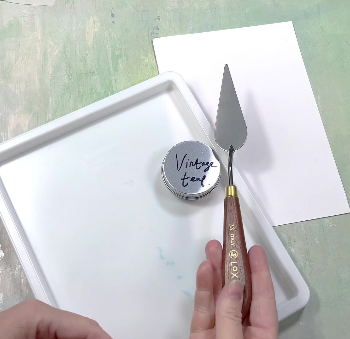 Pear shape painting knife